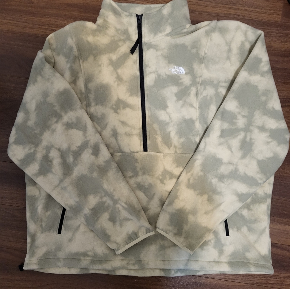 The north face fleece vest for men